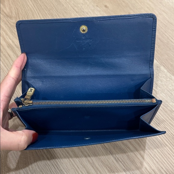 🎄 🫐 VINTAGE Louis Vuitton Epi Leather Wallet - Picture 5 of 11